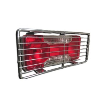 Grille de protection de feux arrière